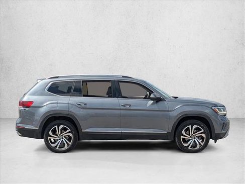 Used 2021 Volkswagen Atlas SEL Premium AWD/4WD image 4