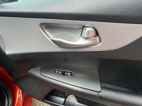 Used 2024 Kia Forte LXS FWD image 40
