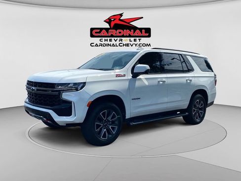 Used 2022 Chevrolet Tahoe Z71 w/ Luxury Package AWD/4WD image 7