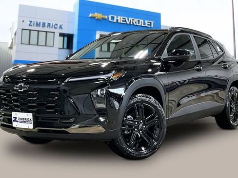 New 2026 Chevrolet Trax ACTIV w/ Driver Confidence Package image 2