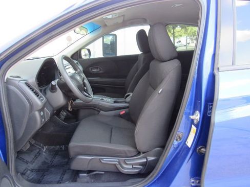 Used 2018 Honda HR-V LX image 12