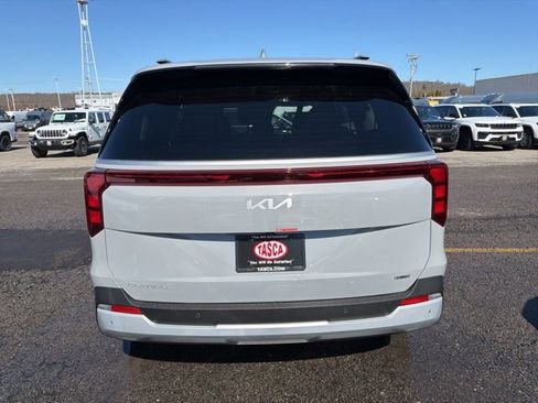 New 2026 Kia Carnival EX FWD image 4