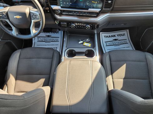 Used 2024 Chevrolet Silverado 2500 LT image 19