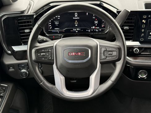 Used 2024 GMC Sierra 1500 SLT image 15