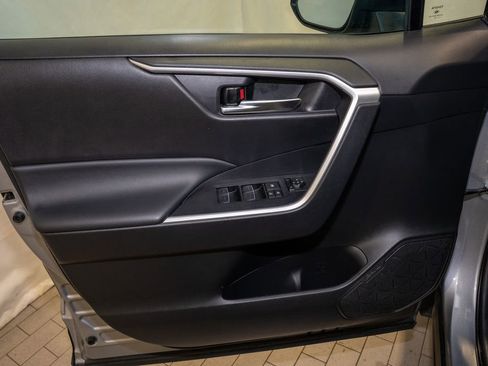 Used 2024 Toyota RAV4 XLE image 10