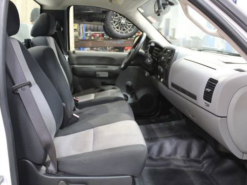 Used 2007 GMC Sierra 2500 W/T image 16