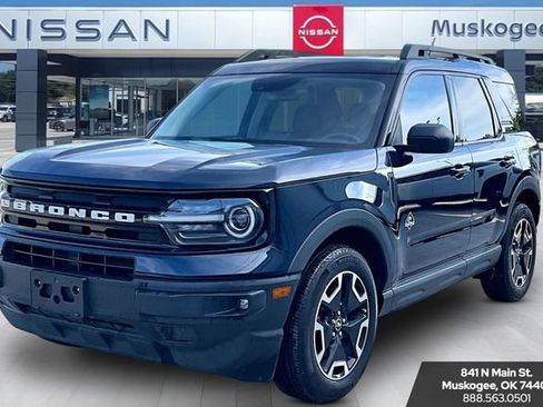 Used 2023 Ford Bronco Sport Outer Banks AWD/4WD image 3
