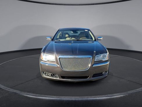 Used 2013 Chrysler 300 C w/ Light Group RWD image 38