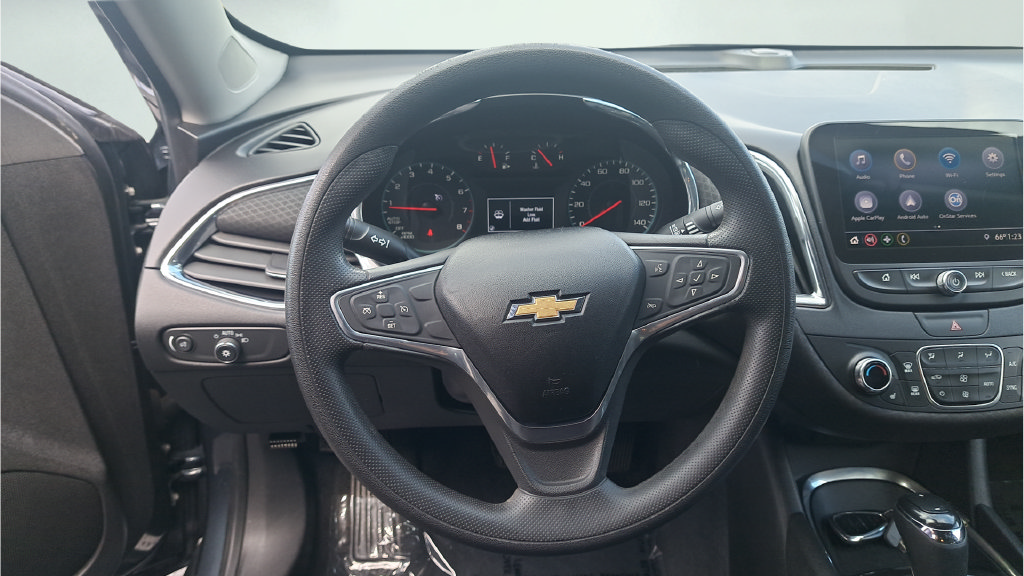 Used 2019 Chevrolet Malibu LT FWD image 30