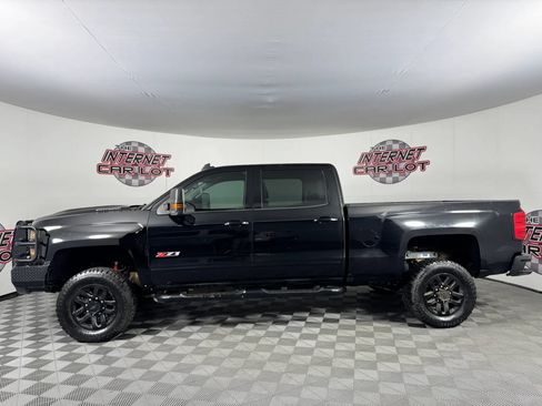 Used 2017 Chevrolet Silverado 2500 LTZ w/ Duramax Plus Package AWD/4WD image 4