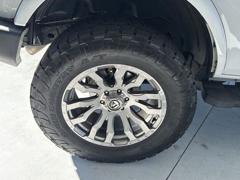 Used 2023 Ford Bronco Outer Banks image 33