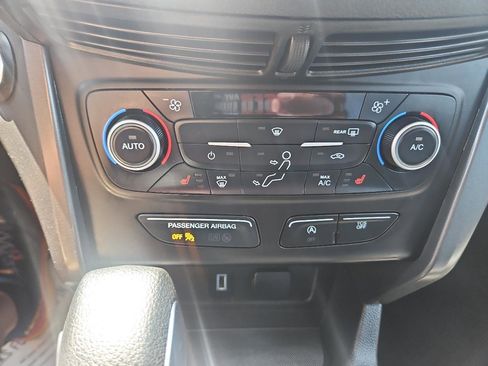 Used 2019 Ford Escape SE AWD/4WD image 31