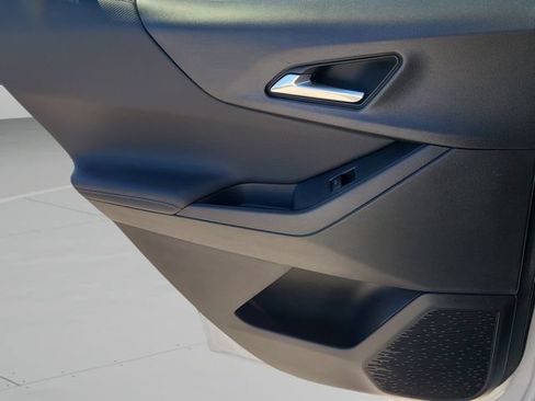 New 2026 Chevrolet Equinox LT w/ Safety and Technology Package FWD image 14