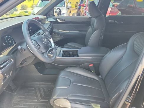 Used 2025 Hyundai Palisade Calligraphy FWD image 17