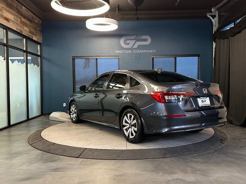 Used 2023 Honda Civic LX image 5