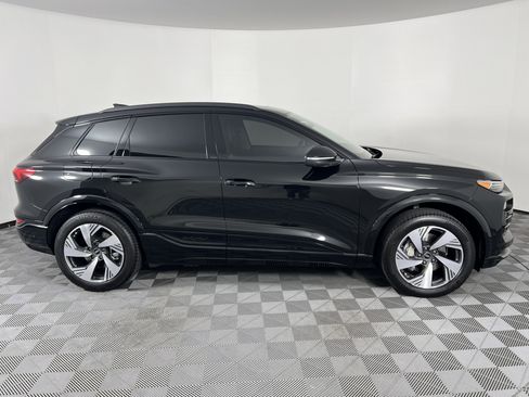 Used 2025 Audi Q6 e-tron Premium Plus AWD/4WD image 14