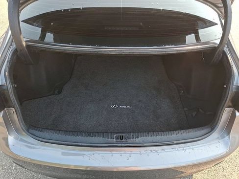 Used 2020 Lexus IS 350 F Sport w/ F Sport Package RWD image 34