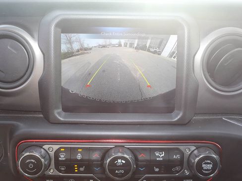 Used 2022 Jeep Wrangler Unlimited Sport image 16