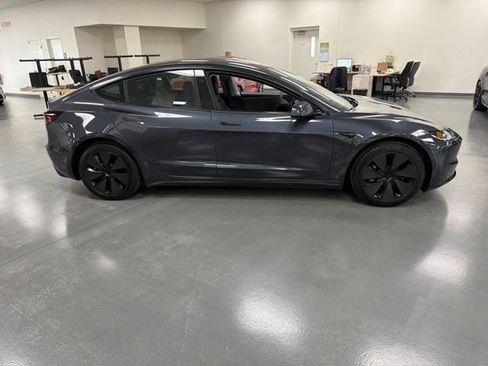 Used 2025 Tesla Model 3 RWD image 8