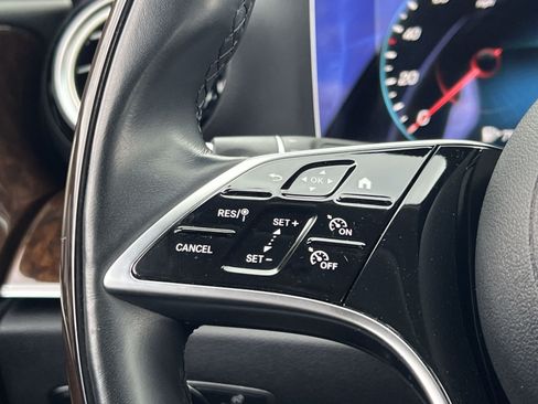 Certified 2023 Mercedes-Benz E 350 4MATIC Sedan w/ Premium Package image 29