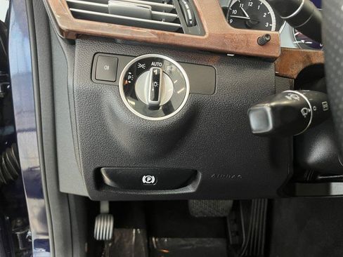 Used 2013 Mercedes-Benz E 350 Premium 1 Pkg Sport Pkg Blueto image 29