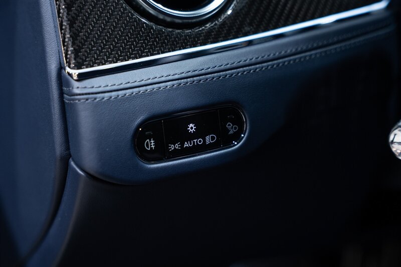 Used 2022 Bentley Flying Spur W12 AWD/4WD image 67