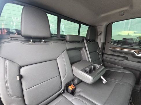 Used 2023 Chevrolet Silverado 1500 LT Trail Boss w/ LT Trail Boss Premium Package image 18