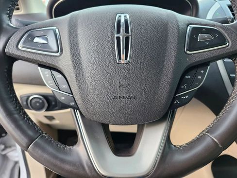 Used 2017 Lincoln MKC Select w/ Select Plus Package image 16