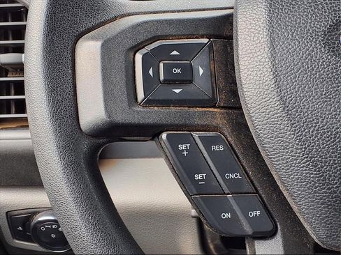 Used 2019 Ford F250 XL w/ Power Equipment Group image 12