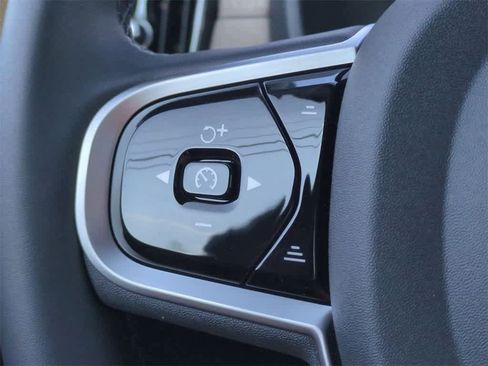 Used 2026 Volvo XC90 B6 Plus w/ Protection Package Premier image 23