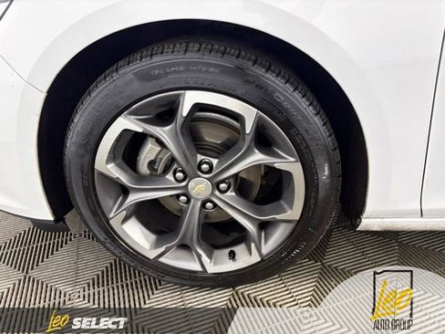 Used 2023 Chevrolet Malibu LT FWD image 21