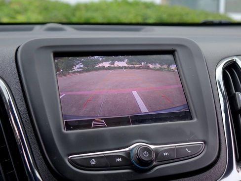 Used 2024 Chevrolet Equinox RS FWD image 11