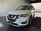 Used 2017 Nissan Rogue SV w/ SV Premium Package image 3