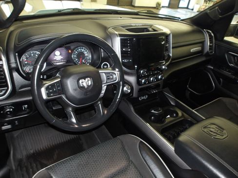 Used 2023 RAM 1500 Laramie AWD/4WD image 8
