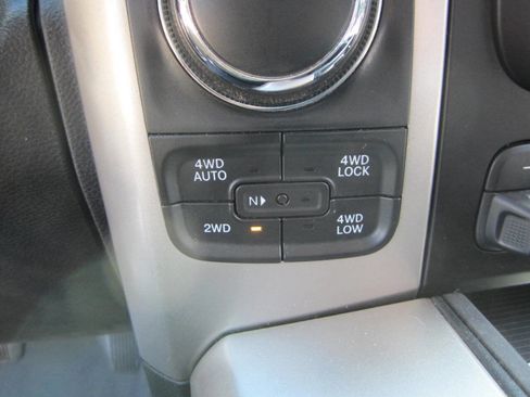 Used 2016 RAM 1500 Big Horn image 22