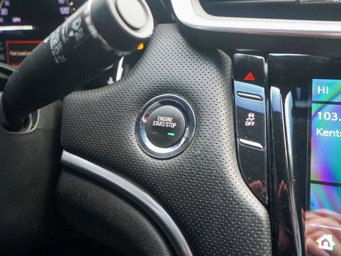 Used 2018 Cadillac XTS Luxury image 22