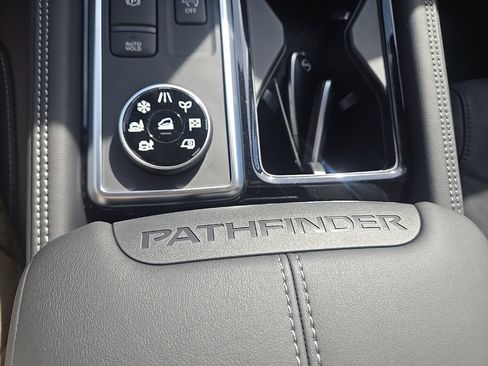New 2025 Nissan Pathfinder Platinum w/ Lighting Package (N92) image 18