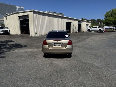 Used 2006 Honda Accord EX image 6