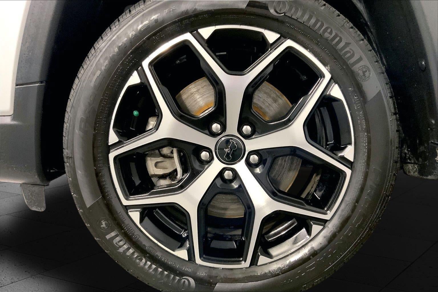 Used 2025 Jeep Compass Limited AWD/4WD image 9