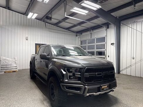 Used 2018 Ford F150 Raptor w/ Equipment Group 802A Luxury image 19