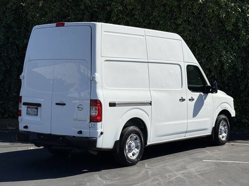 Used 2018 Nissan NV 2500 SV w/ Navigation Package image 4