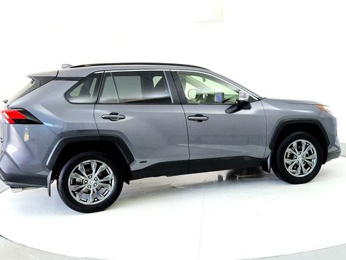 Used 2023 Toyota RAV4 XLE Premium AWD/4WD image 6