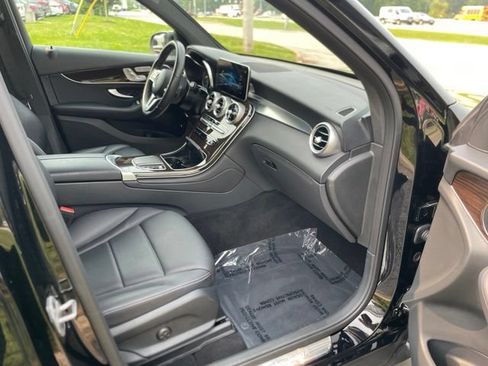 Certified 2022 Mercedes-Benz GLC 300 4MATIC image 28
