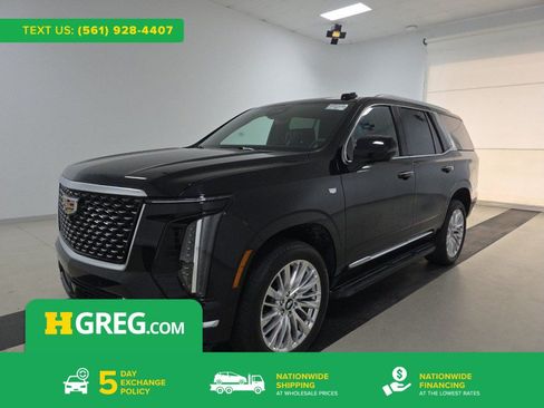 Used 2025 Cadillac Escalade Premium Luxury AWD/4WD image 1