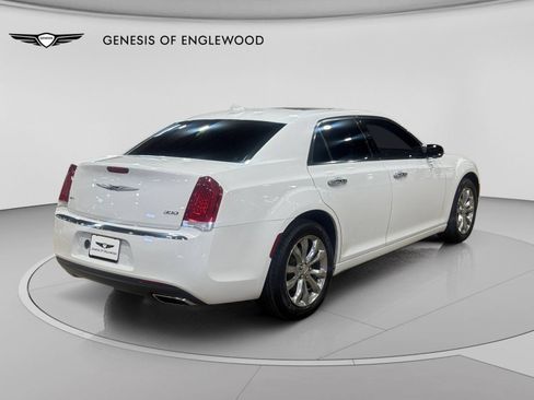 Used 2019 Chrysler 300 Limited w/ Light Group AWD/4WD image 9