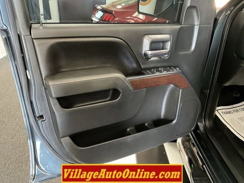 Used 2017 GMC Sierra 1500 SLE w/ SLE Value Package AWD/4WD image 13