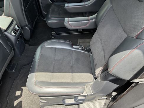 Used 2025 Ford Explorer ST AWD/4WD image 13