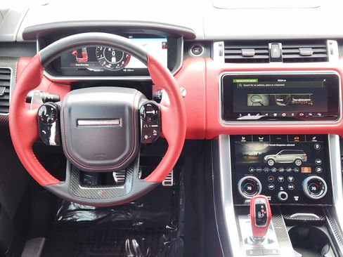 Used 2019 Land Rover Range Rover Sport SVR image 27