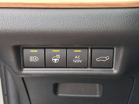 Used 2024 Toyota Grand Highlander AWD Hybrid image 26