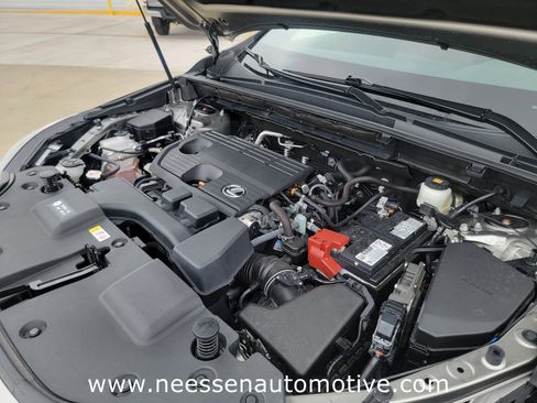 Used 2025 Lexus NX 250 FWD w/ Accessory Package (2T) image 28